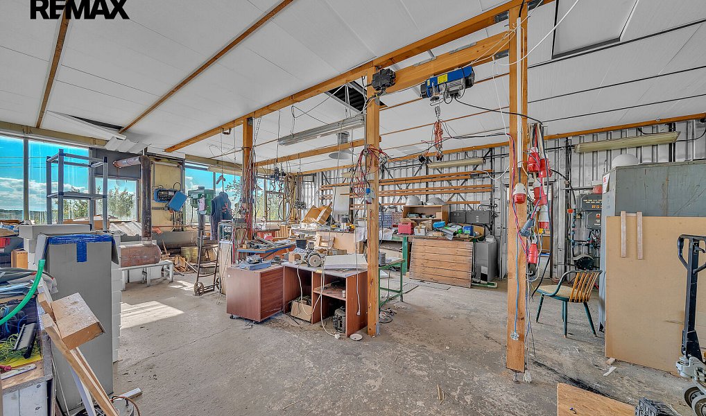 Prodej výrobních prostor 746 m², Štětí – náhled fotky 8