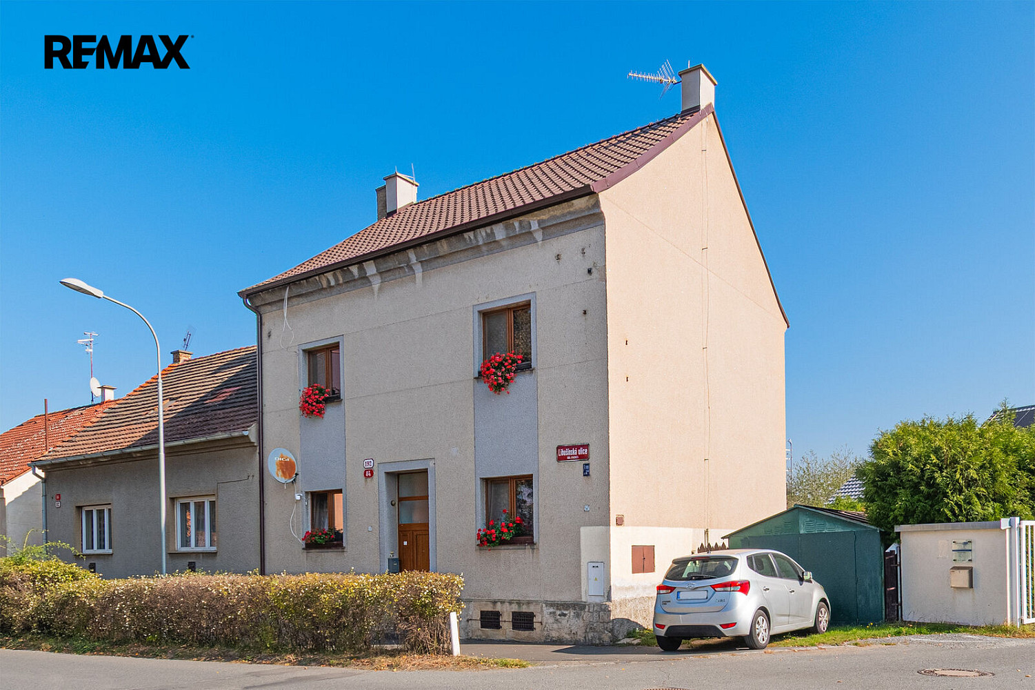 Prodej domu 200 m² s pozemkem 387 m² – fotografie 3
