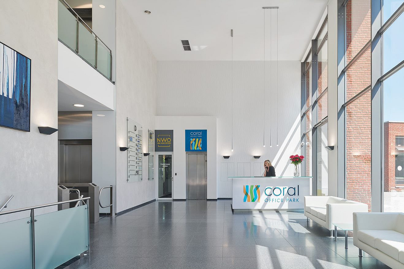 Pronájem kanceláře 180 m² – fotografie 2
