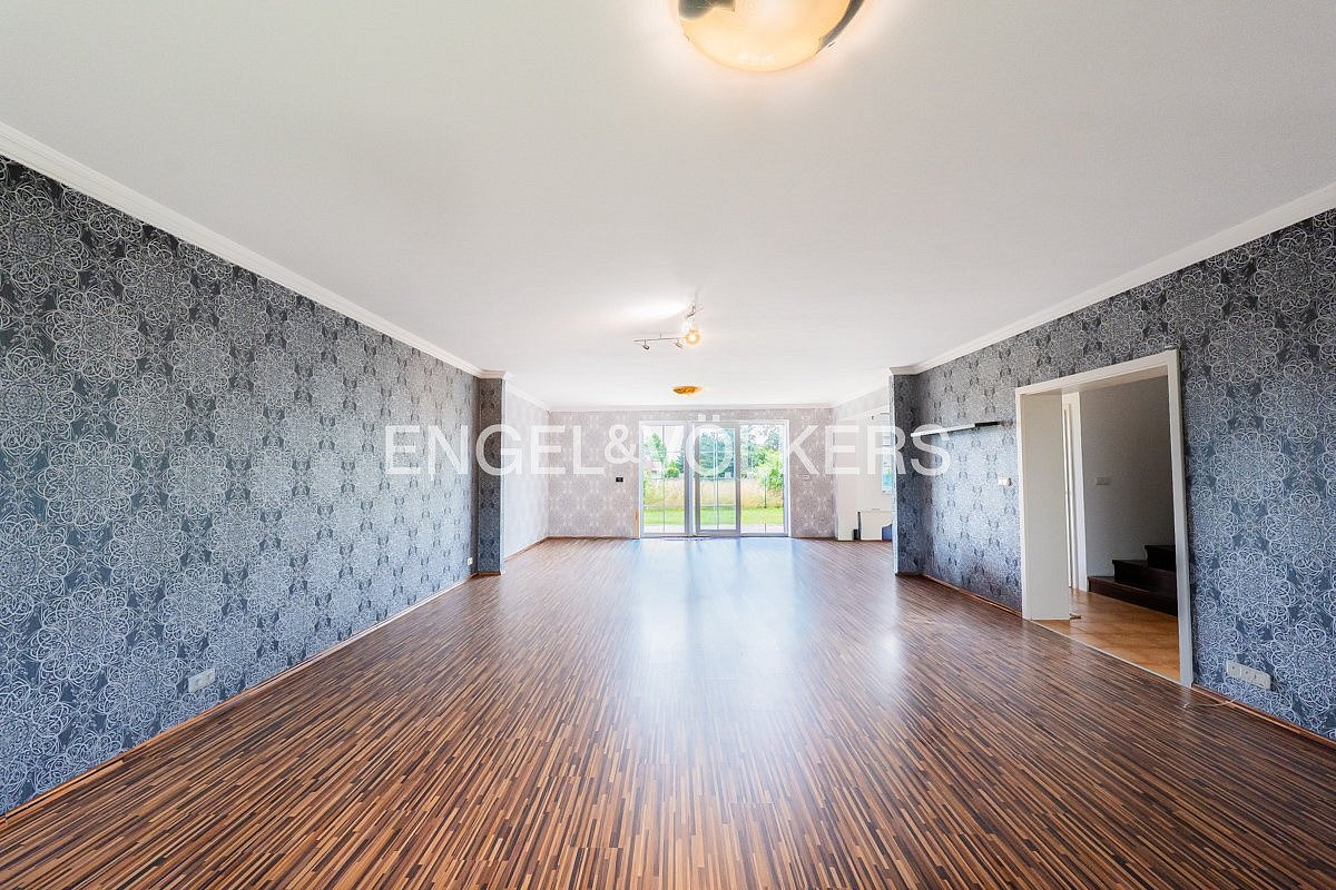 Pronájem domu 205 m² s pozemkem 750 m² — photo 4