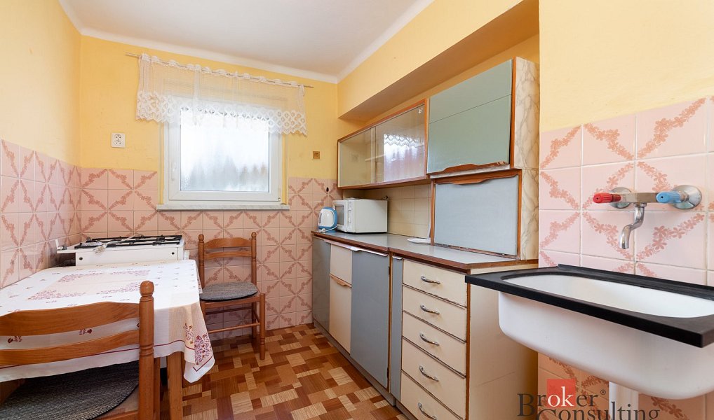 Prodej domu 138 m² s pozemkem 522 m², Radkov – náhled fotky 12