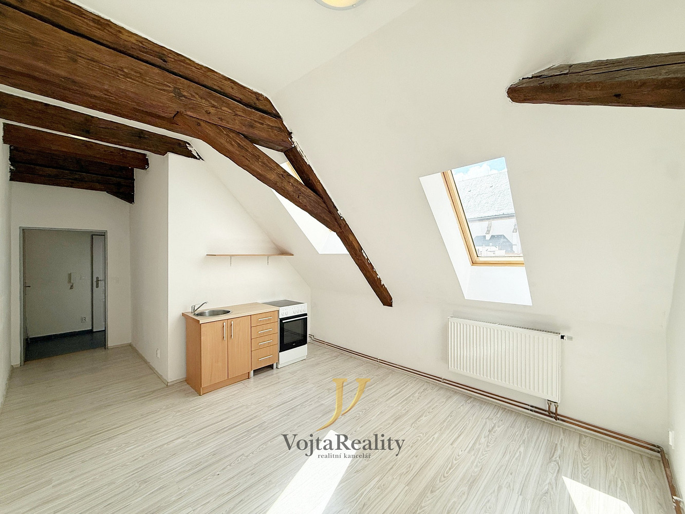 Pronájem bytu 1+kk 35 m²