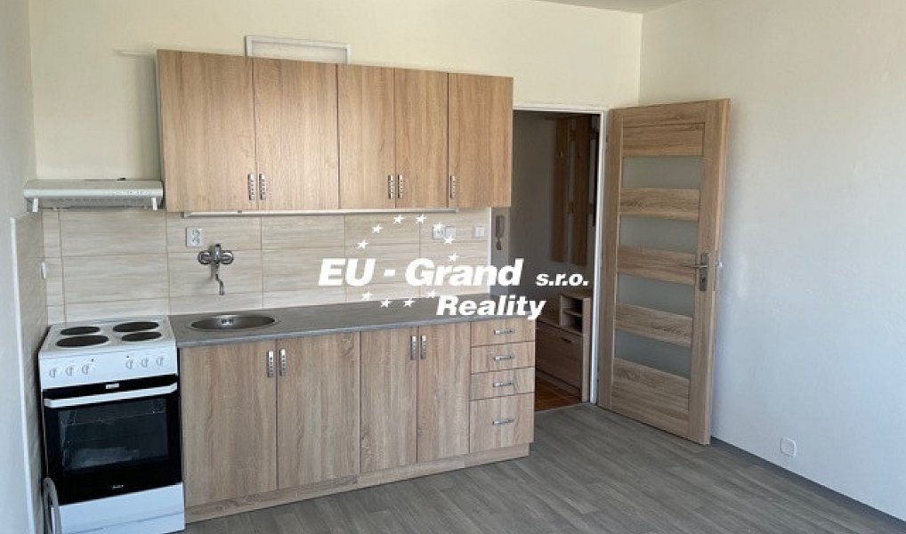 Pronájem bytu 1+1 45 m², Varnsdorf – náhled fotky 3