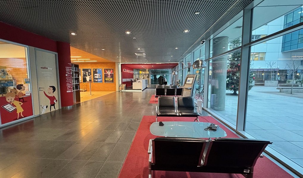 Pronájem kanceláře 168 m², Praha – náhled fotky 9