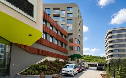 Pronájem bytu 1+kk 39 m², U Komína, Praha 5 - Radlice