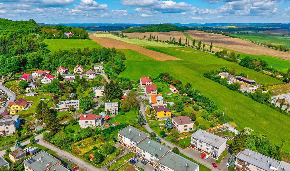 Prodej domu 246 m² s pozemkem 990 m², Sedlčany – náhled fotky 30