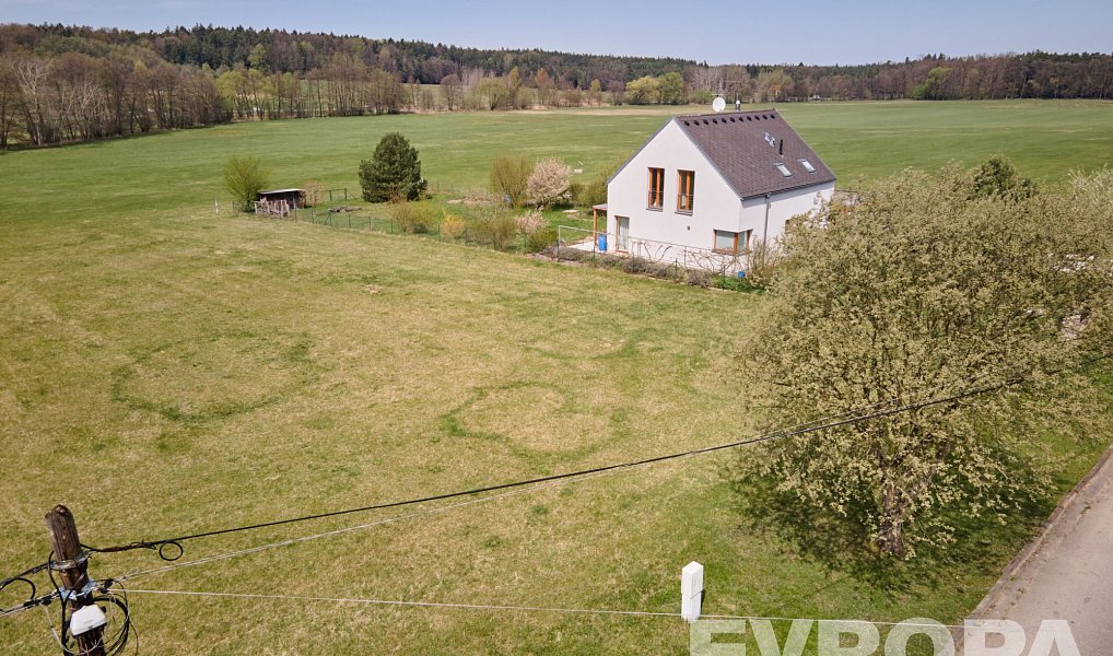Prodej stavebního pozemku 1 601 m², Býšť – náhled fotky 7