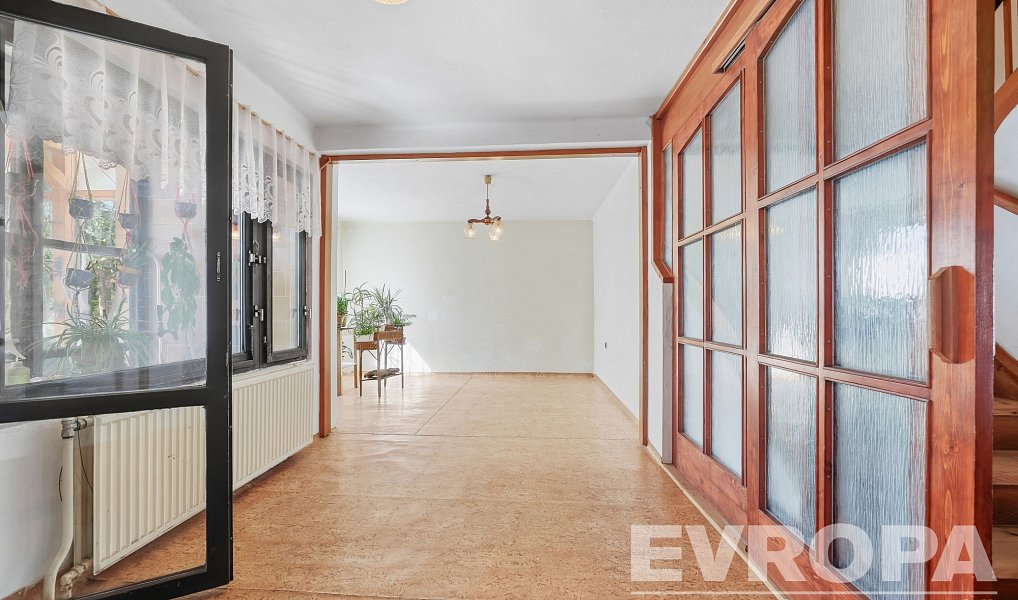 Prodej domu 150 m² s pozemkem 1 131 m², Lovčice – náhled fotky 16