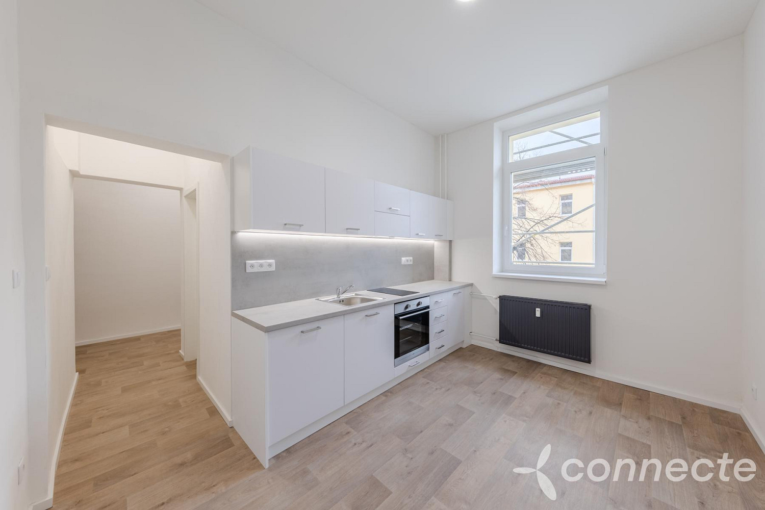 Pronájem bytu 2+kk 41 m² – fotografie 4