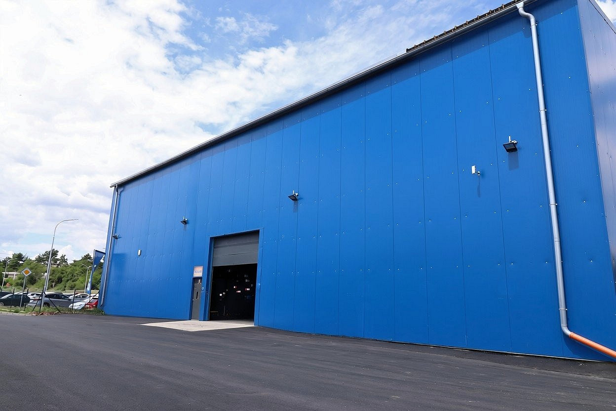 Pronájem skladovacích prostor 577 m² – fotografie 2