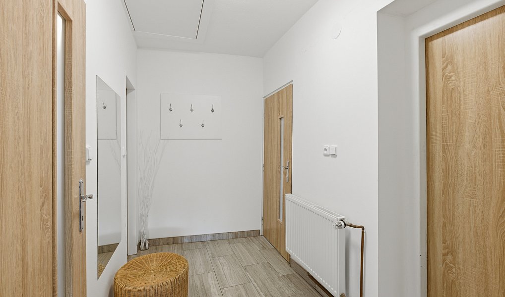 Prodej domu 201 m² s pozemkem 360 m², Rakovník – náhled fotky 19