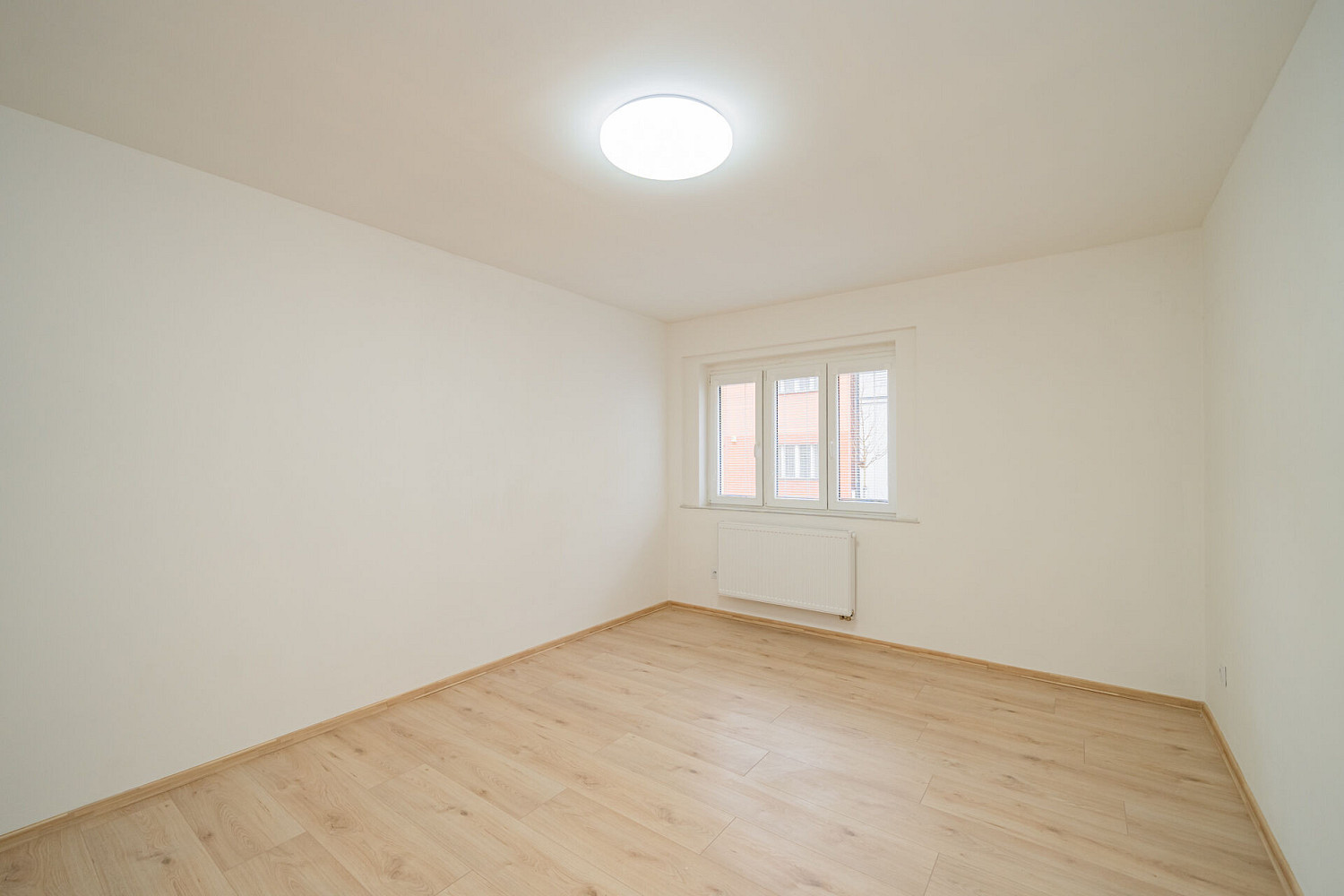 Prodej nájemního domu, činžáku 400 m² — photo 4