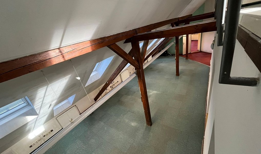 Pronájem kanceláře 110 m², Praha – náhled fotky 7
