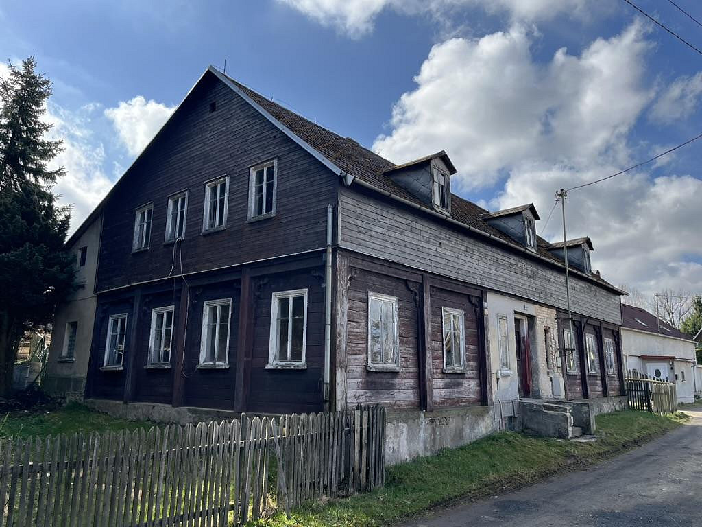 Prodej domu 158 m² s pozemkem 418 m² – fotografie 2
