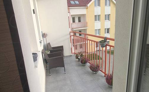 Pronájem bytu 2+kk 72 m², Kpt. Jaroše, Břeclav