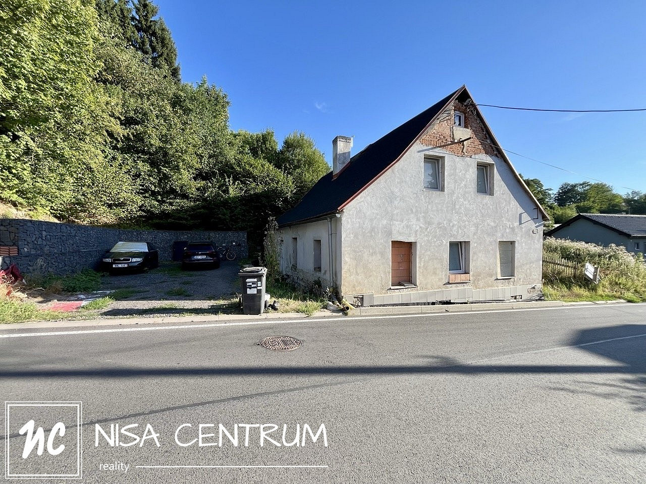 Prodej domu 200 m² s pozemkem 1 135 m²