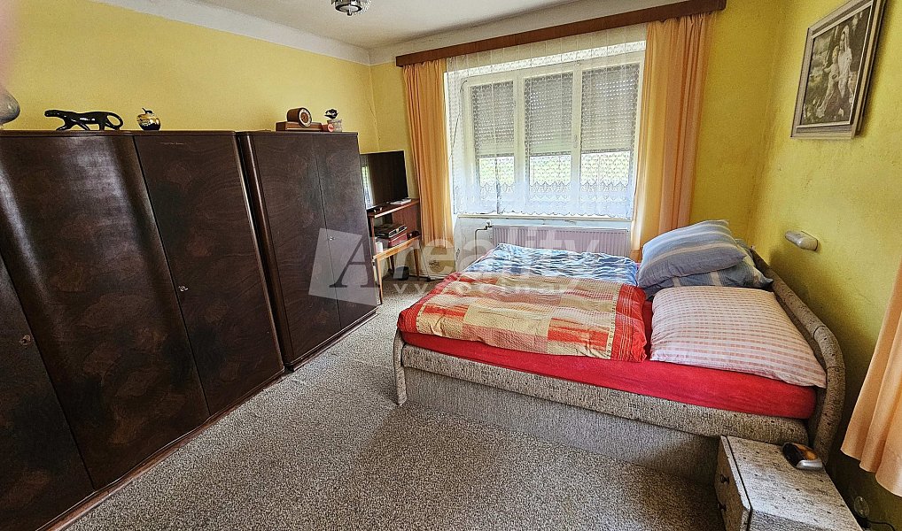 Prodej domu 310 m² s pozemkem 2 061 m², Kamenice – náhled fotky 12