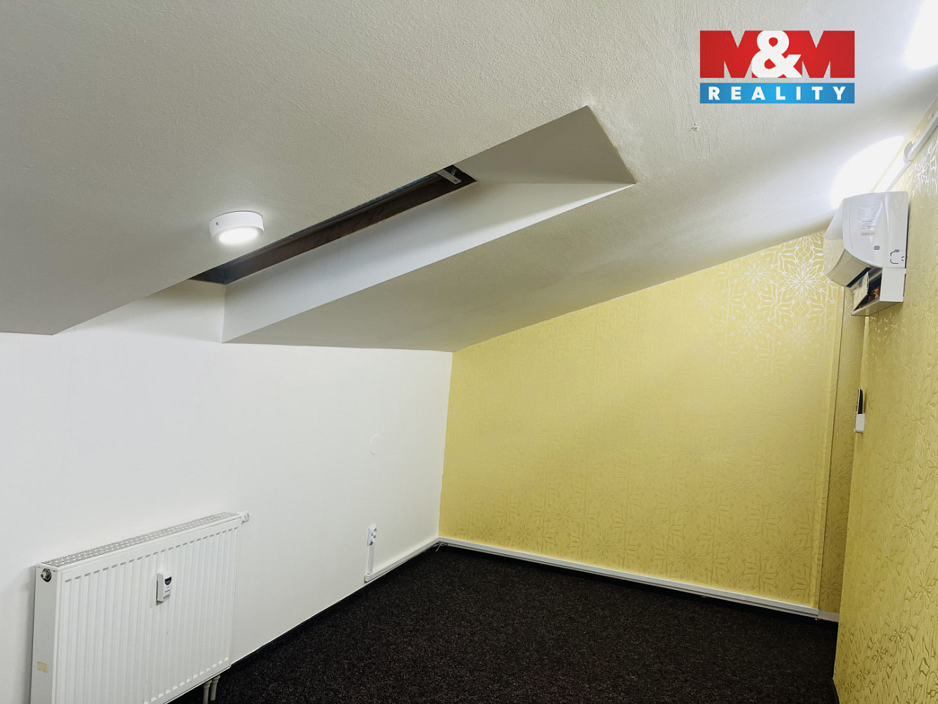 Pronájem kanceláře 16 m² — photo 4