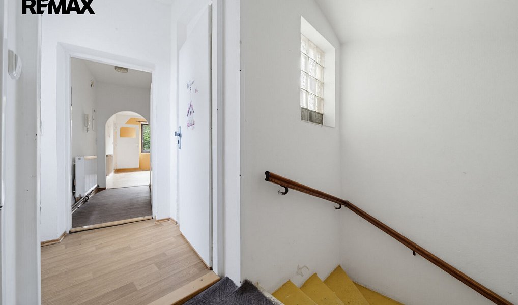 Prodej domu 340 m² s pozemkem 300 m², Aš – náhled fotky 12