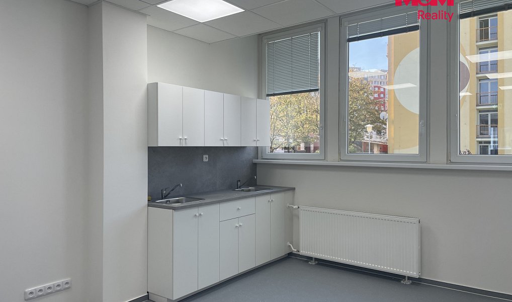 Pronájem obchodních prostor 48 m², Most – náhled fotky 5