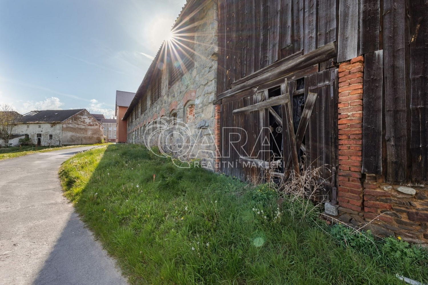 Prodej skladovacích prostor 260 m² – fotografie 2
