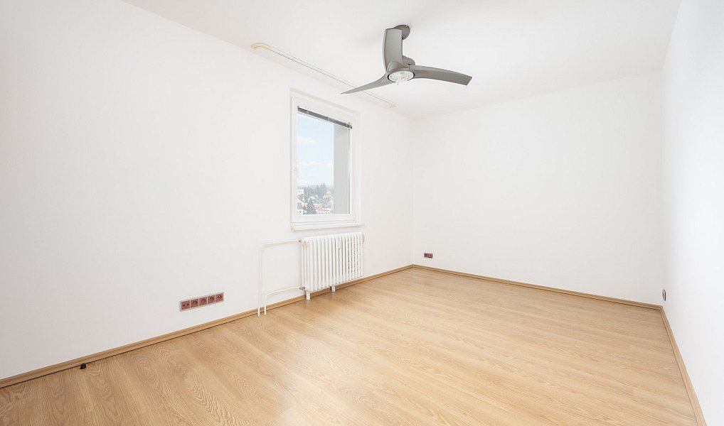 Pronájem bytu 3+1 80 m², Praha – náhled fotky 13