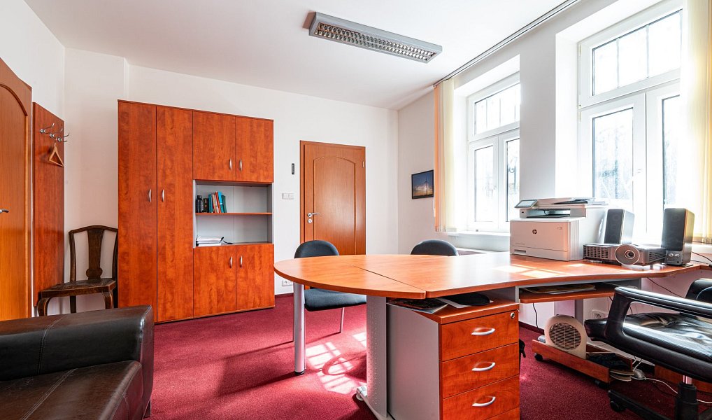 Prodej domu 300 m² s pozemkem 870 m², Liberec – náhled fotky 12
