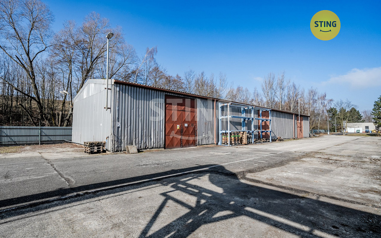 Pronájem skladovacích prostor 436 m²