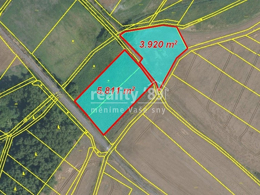 Prodej pole 12 885 m²