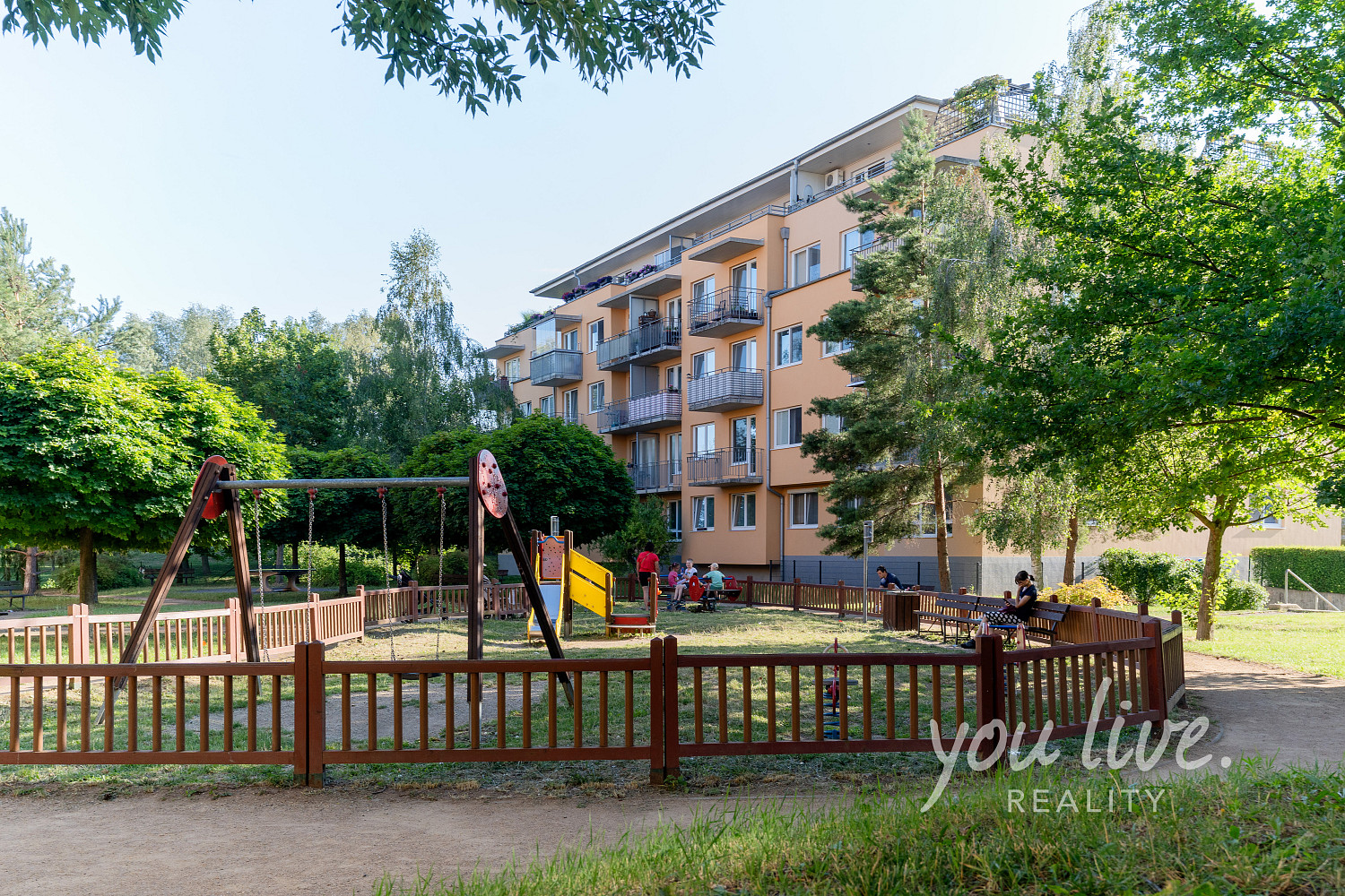 Pronájem bytu 3+kk 69 m² — photo 4