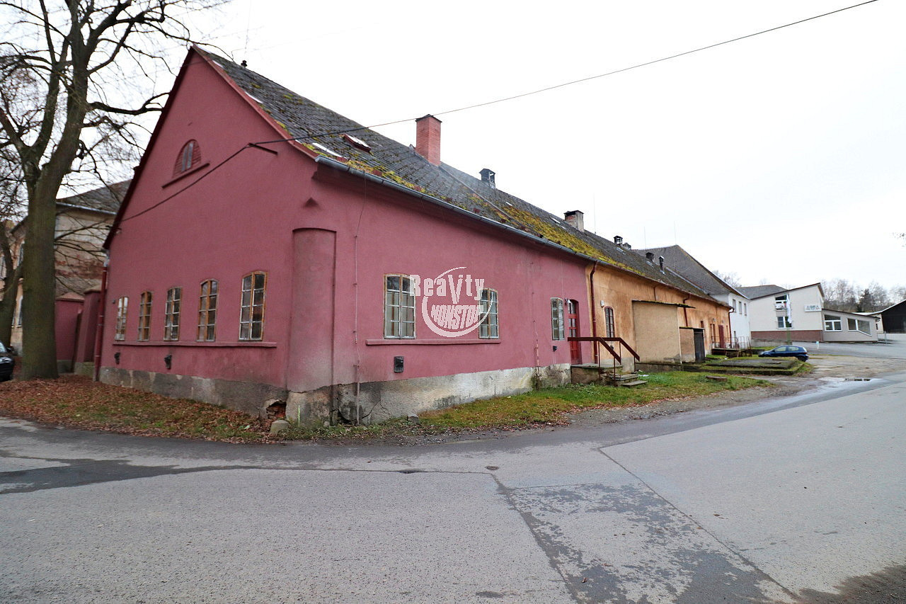 Prodej výrobních prostor 432 m²