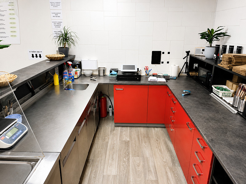 Pronájem obchodních prostor 145 m² – fotografie 5