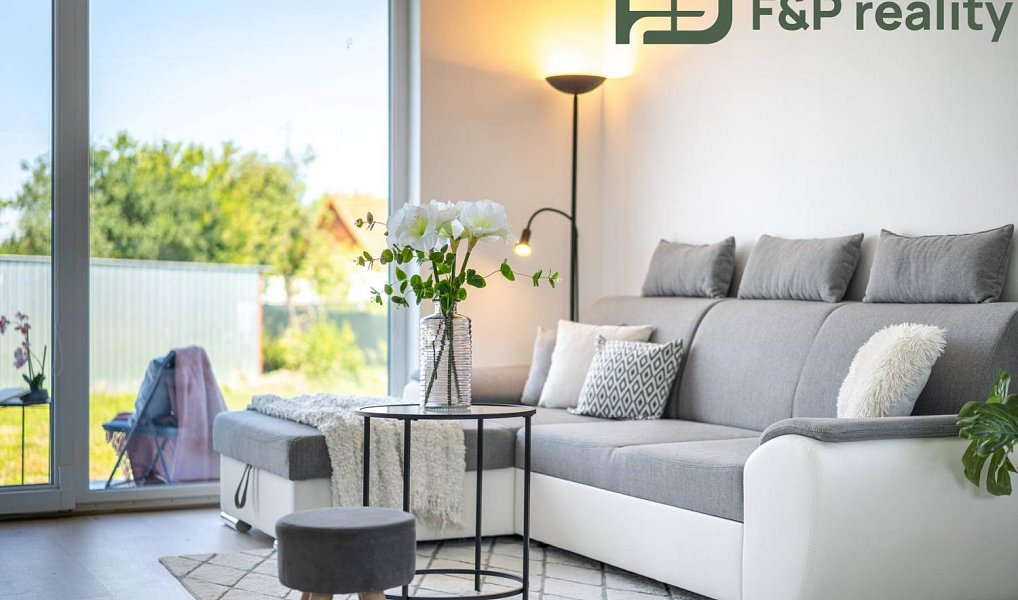 Prodej domu 112 m² s pozemkem 1 001 m², Bečváry – náhled fotky 8