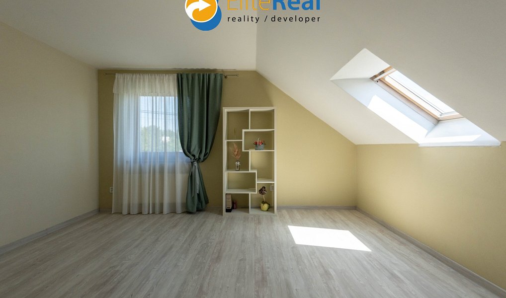 Prodej domu 344 m² s pozemkem 2 194 m², Příkazy – náhled fotky 23