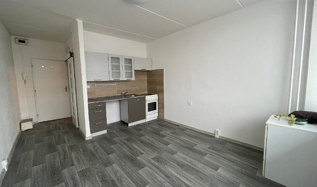 Prodej bytu 1+kk 21 m², Most – náhled fotky 2
