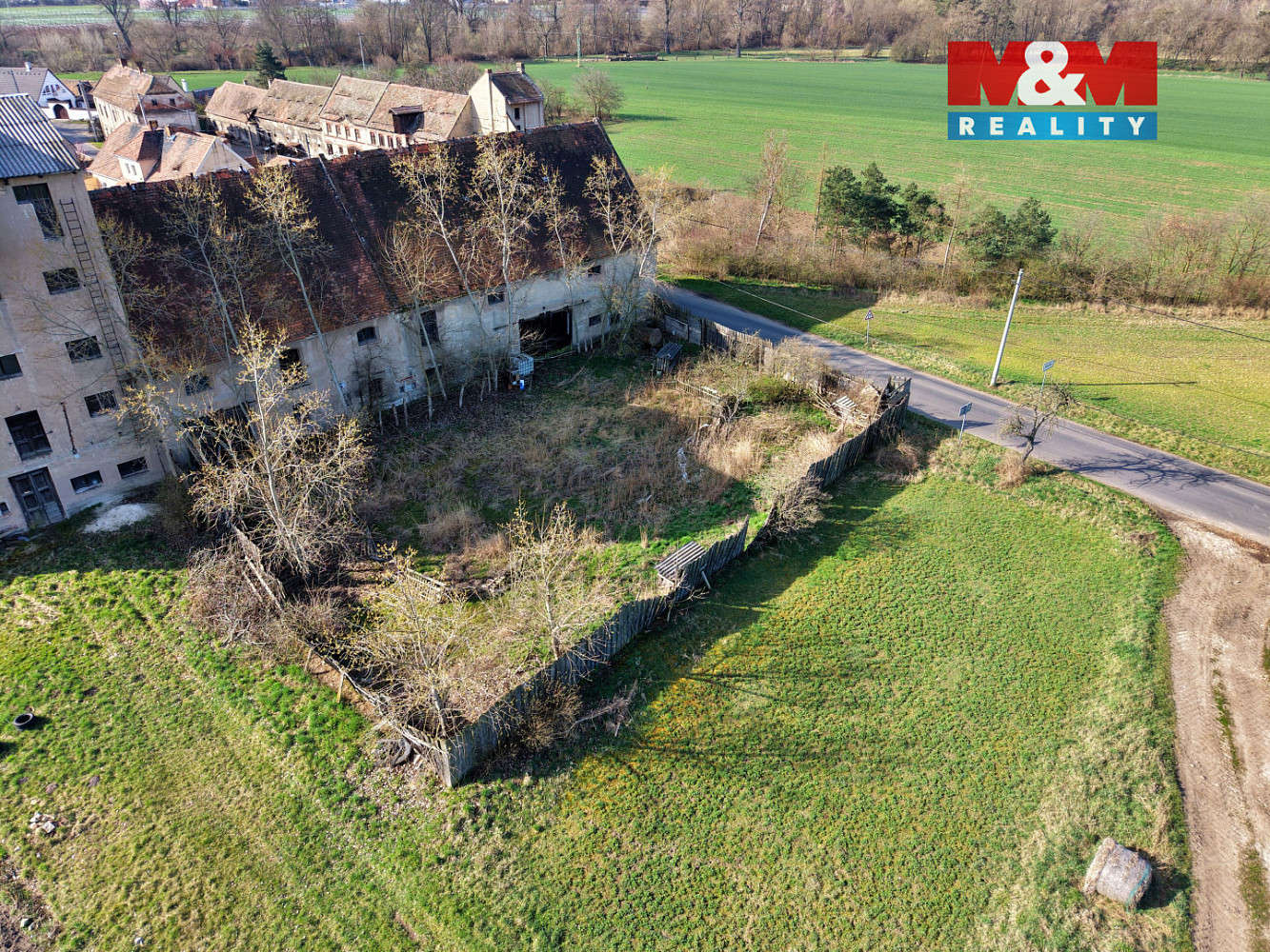 Prodej stavebního pozemku 755 m² – fotografie 5