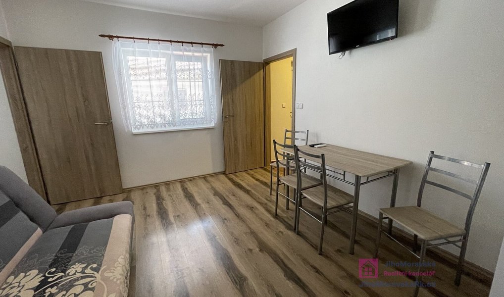 Prodej ubytovacího objektu 664 m², Bulhary – náhled fotky 23