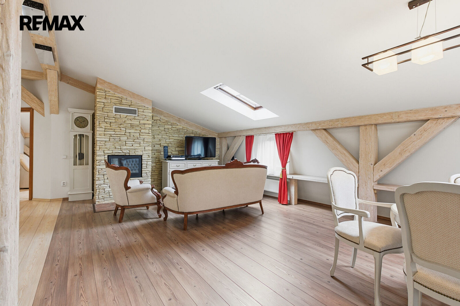 Prodej bytu 5+kk 205 m² – fotografie 3