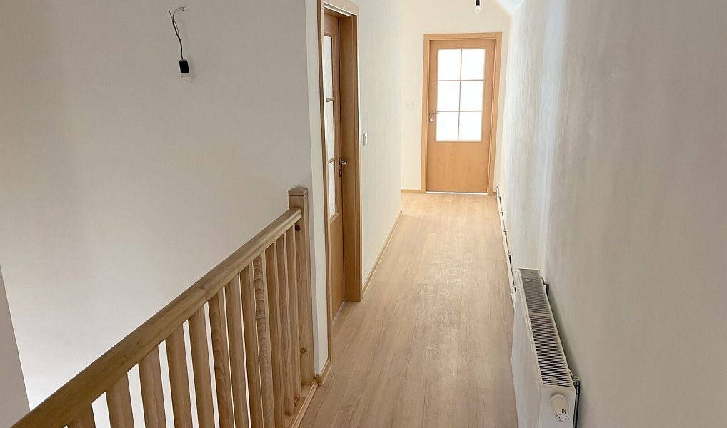 Prodej domu 235 m² s pozemkem 380 m², Hořín – náhled fotky 15