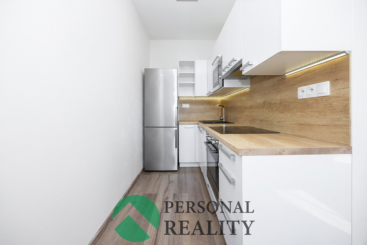 Pronájem bytu 1+kk 32 m² – fotografie 5