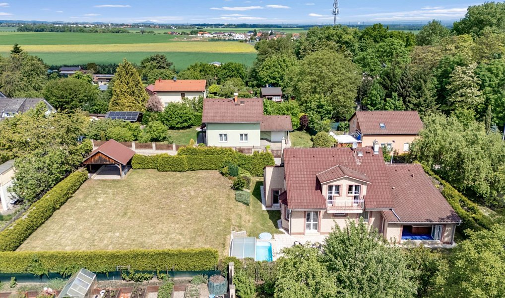 Prodej domu 202 m² s pozemkem 1 200 m², Praha – náhled fotky 9