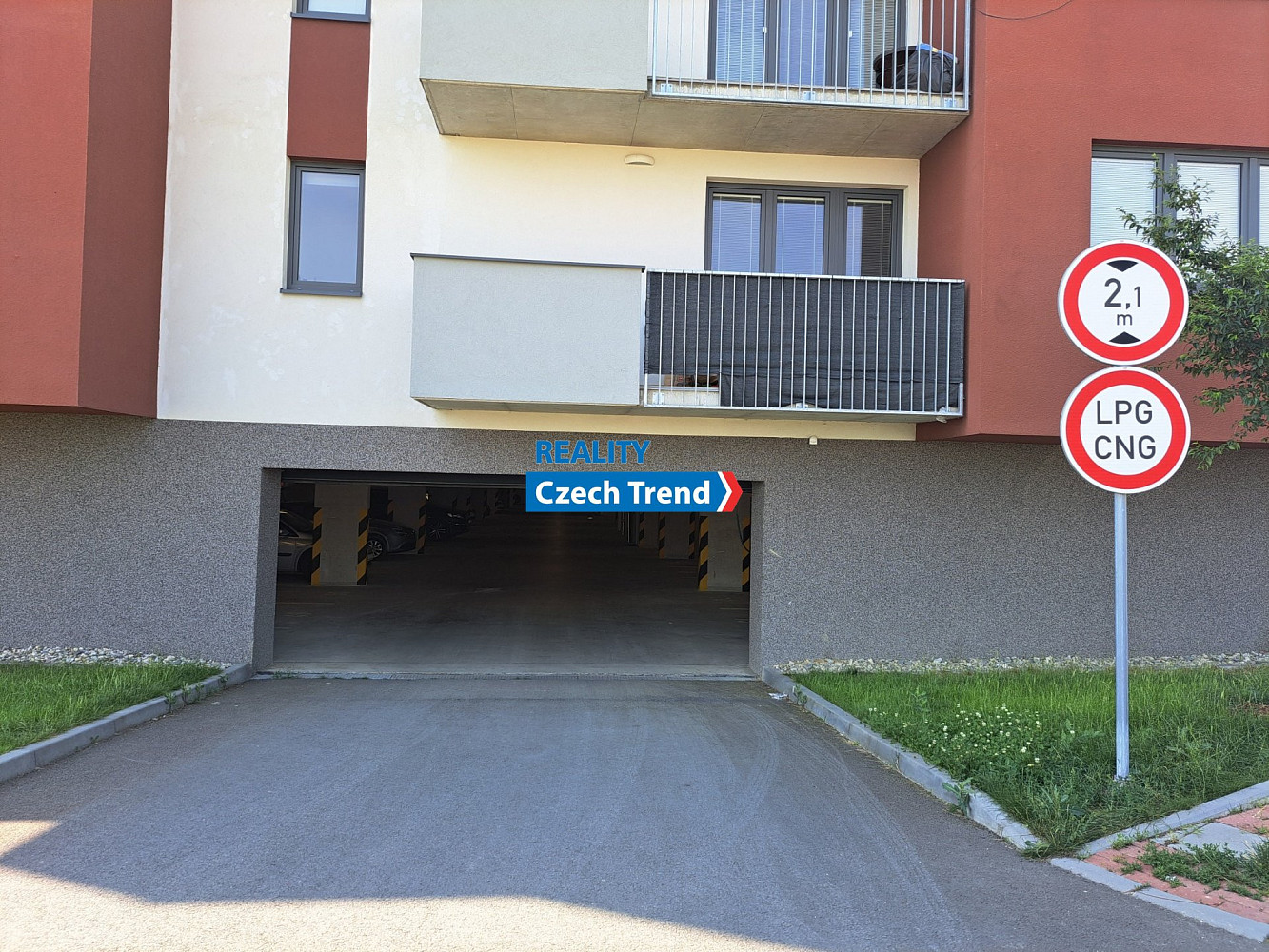 Pronájem, garážové stání - olomouc - řepčín — photo 3
