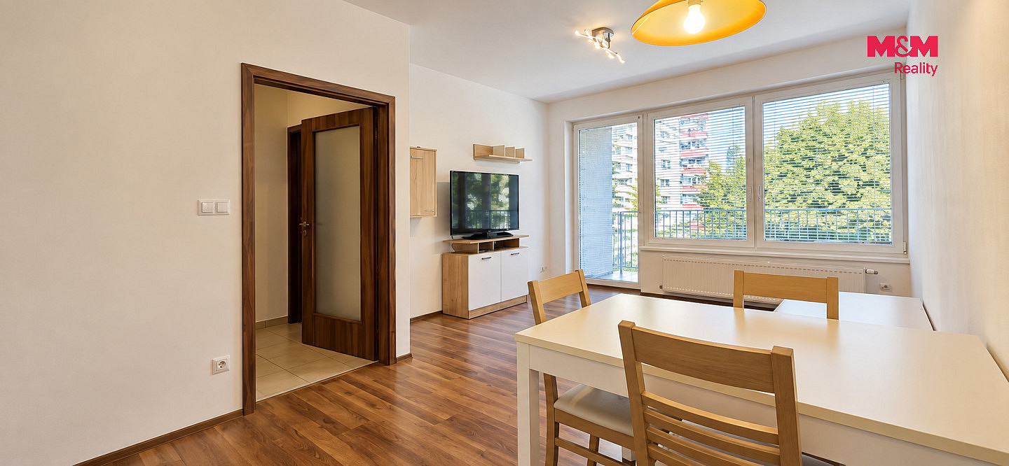 Pronájem bytu 2+kk 57 m² – fotografie 4
