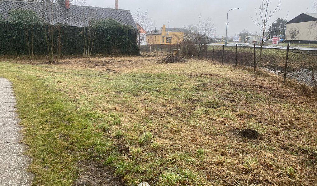 Prodej zahrady 472 m², Újezd – náhled fotky 2