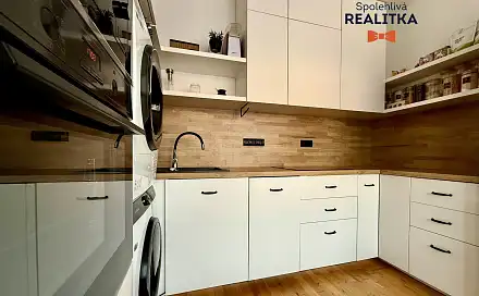 Pronájem bytu 1+kk 33 m², Palackého třída, Brno - Královo Pole