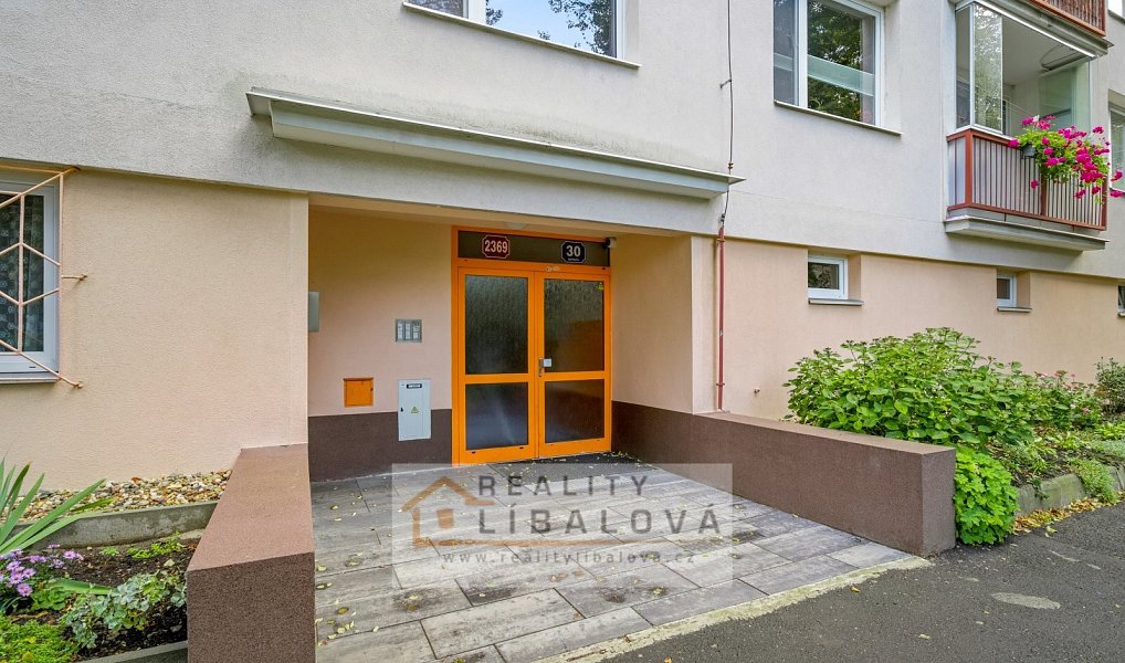 Pronájem bytu 1+kk 20 m², Ústí nad Labem – náhled fotky 22