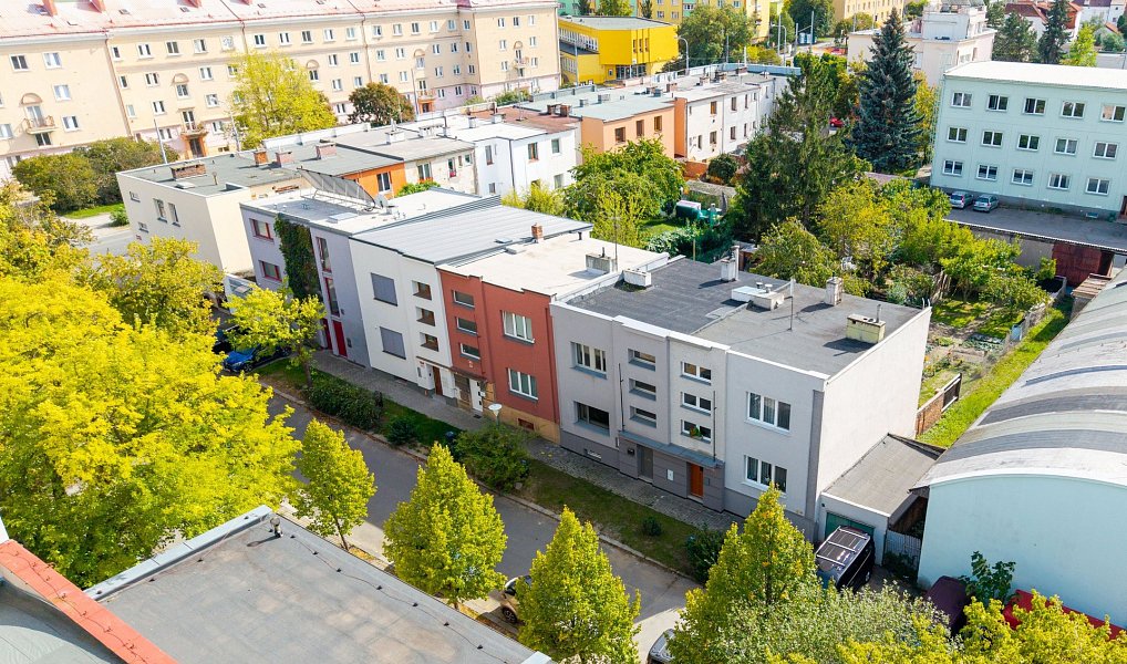 Prodej domu 220 m² s pozemkem 290 m², Plzeň – náhled fotky 33