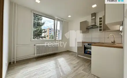 Pronájem bytu 2+1 48 m², Sluneční, Nový Bor, okres Česká Lípa