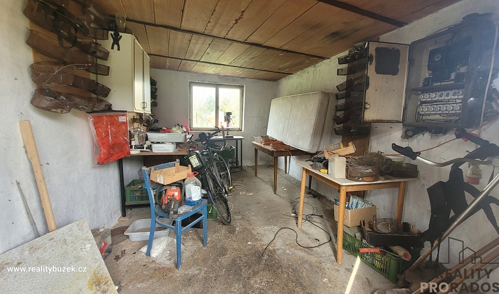 Prodej domu 110 m² s pozemkem 1 653 m², Cholina – náhled fotky 26