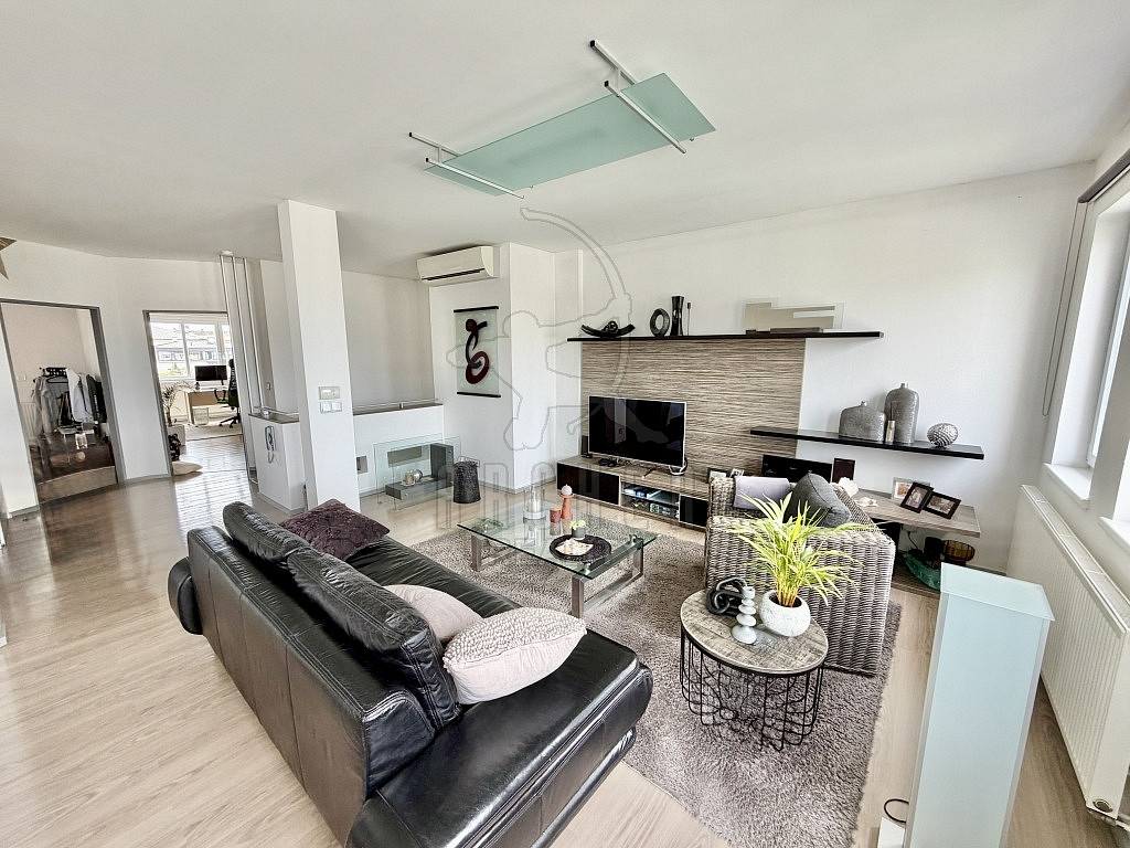 Prodej bytu 3+kk 392 m² — photo 3